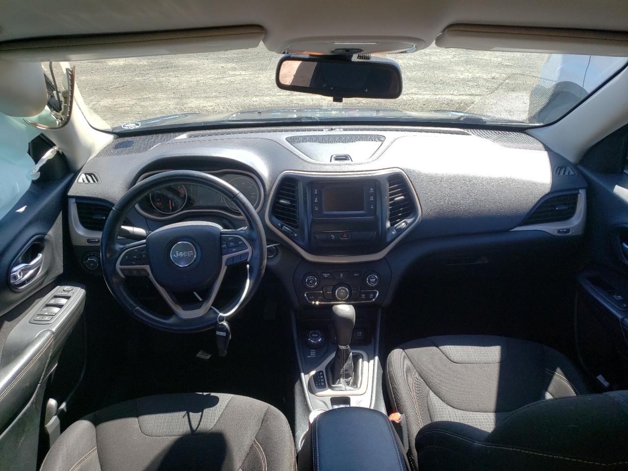 Photo 9 from auction – 2016 JEEP CHEROKEE L with VIN 1C4PJMCB7GW204172