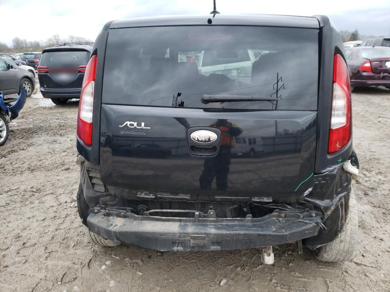 Photo 9 from auction – 2013 KIA SOUL with VIN KNDJT2A54D7607968
