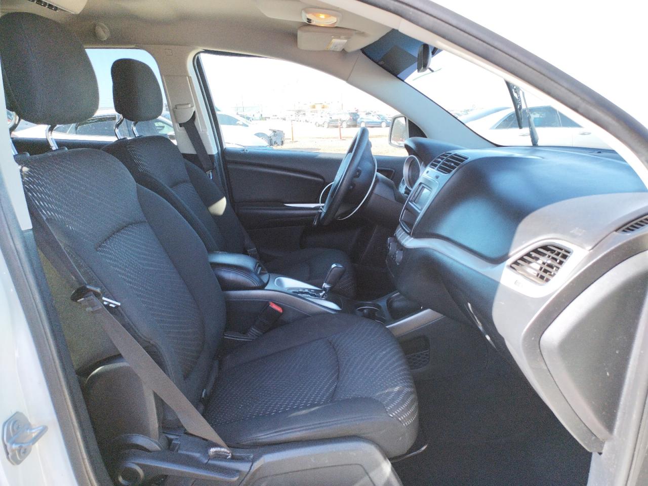 Photo 5 from auction – 2017 DODGE JOURNEY SX with VIN 3C4PDCBG7HT576360