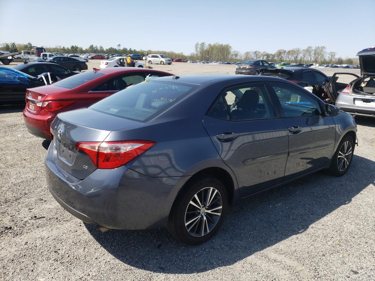Photo 4 from auction – 2017 TOYOTA COROLLA L with VIN 5YFBURHE2HP620027