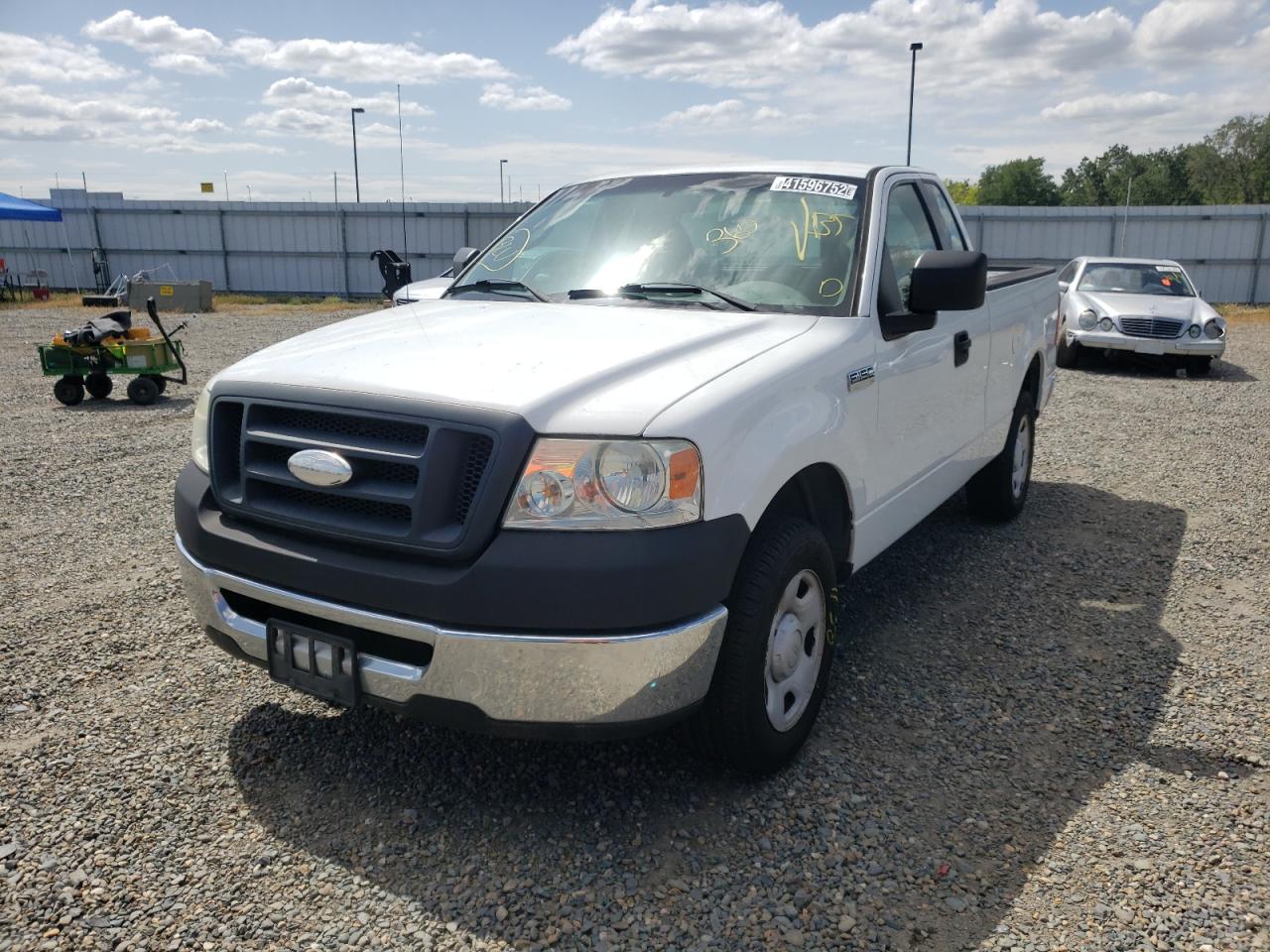 Фото 2 с аукциона – 2006 FORD F150 с VIN 1FTRF12256NA34831