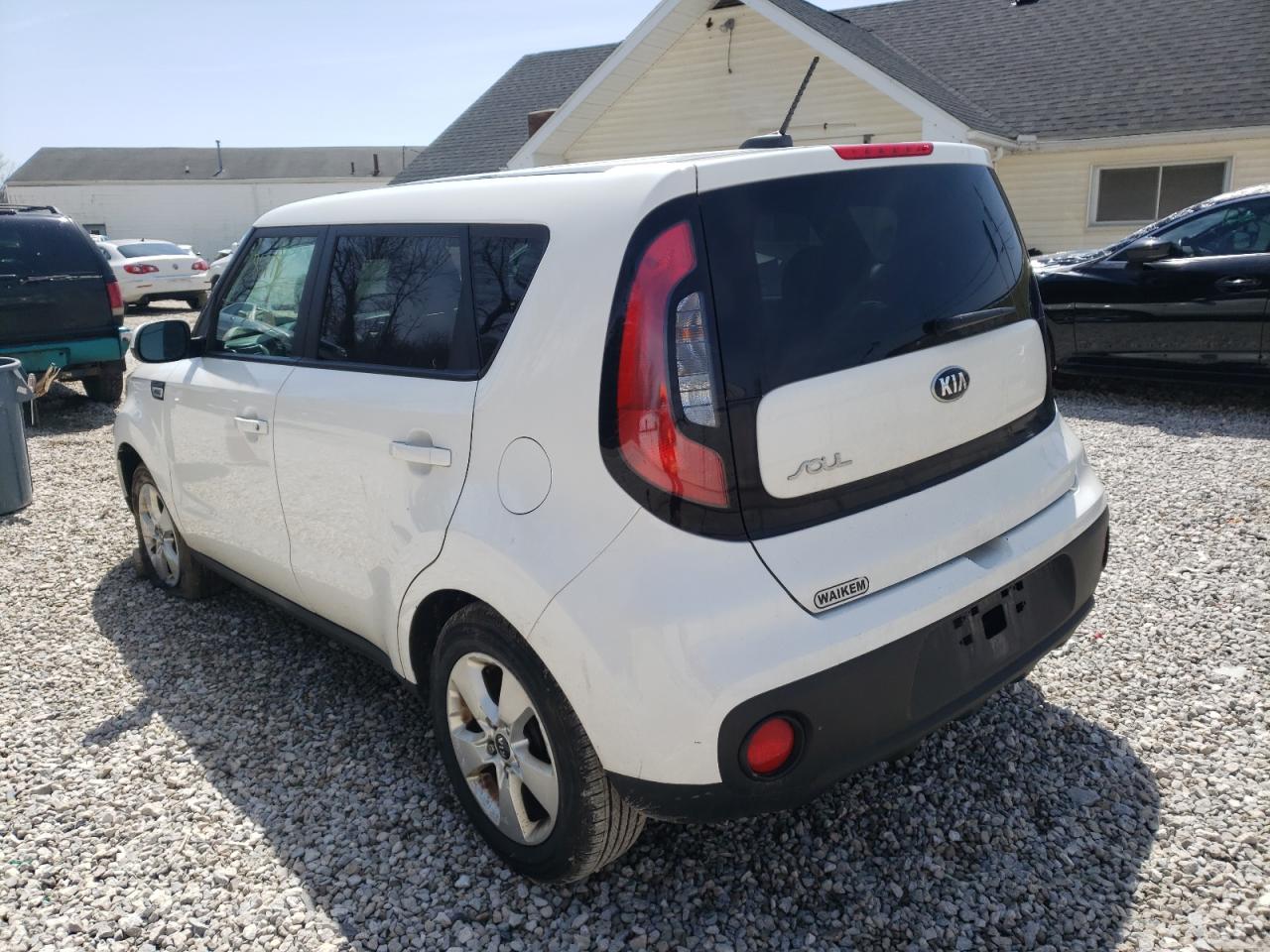 Photo 3 from auction – 2017 KIA SOUL with VIN KNDJN2A28H7446370