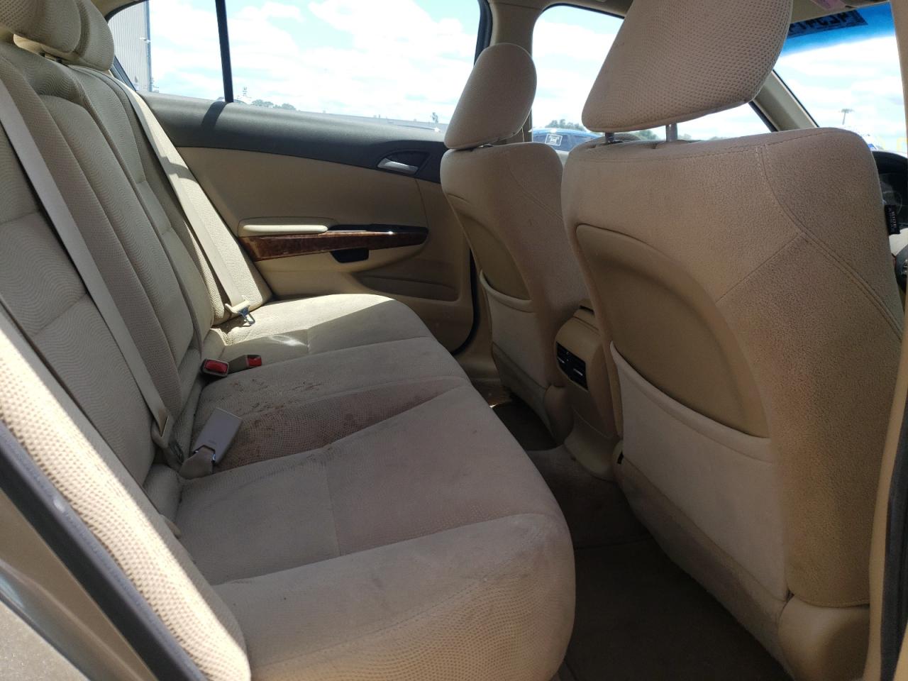 Photo 6 from auction – 2010 HONDA ACCORD EX with VIN 1HGCP2F71AA060407