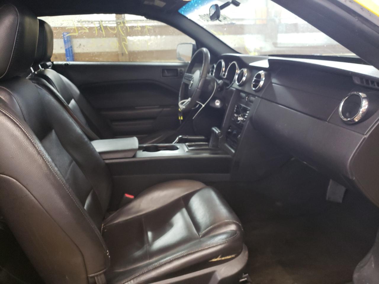 Photo 5 from auction – 2005 FORD MUSTANG with VIN 1ZVFT84N655207294