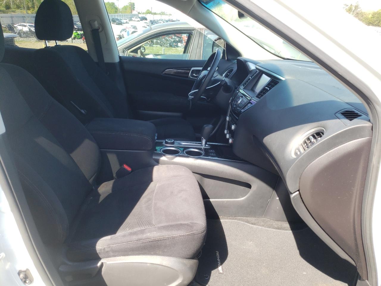 Photo 5 from auction – 2016 NISSAN PATHFINDER with VIN 5N1AR2MM6GC644366