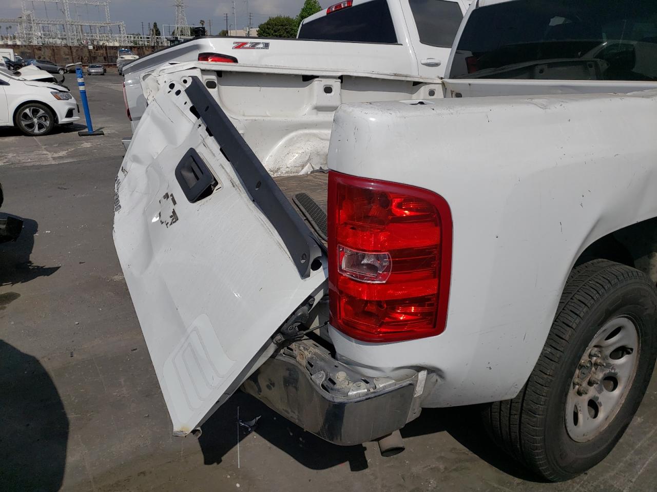 Photo 9 from auction – 2012 CHEVROLET SILVERADO with VIN 1GCRCPEA0CZ177771