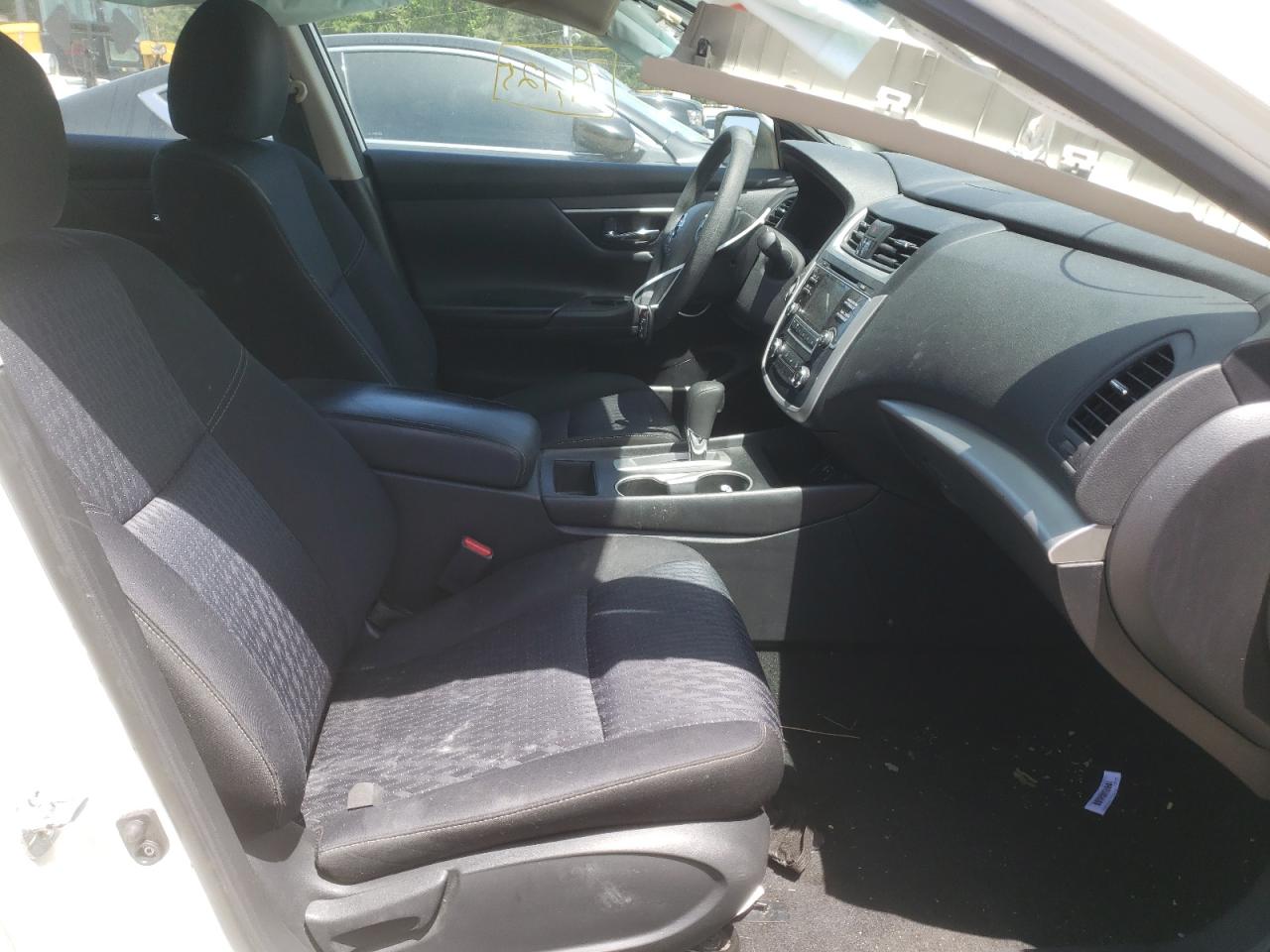 Photo 5 from auction – 2016 NISSAN ALTIMA 2.5 with VIN 1N4AL3AP2GN312834