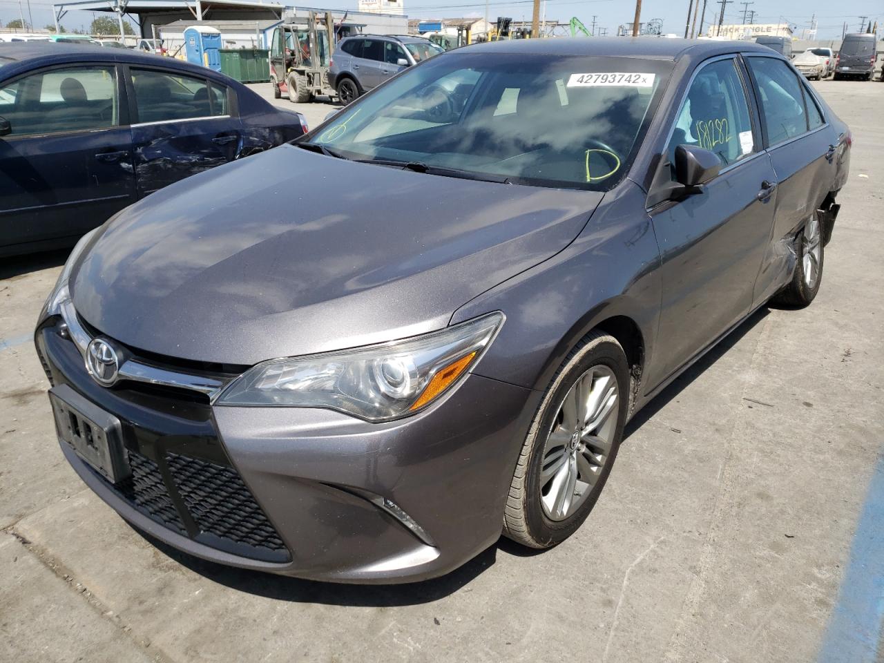 Photo 2 from auction – 2015 TOYOTA CAMRY LE with VIN 4T1BF1FK4FU086285