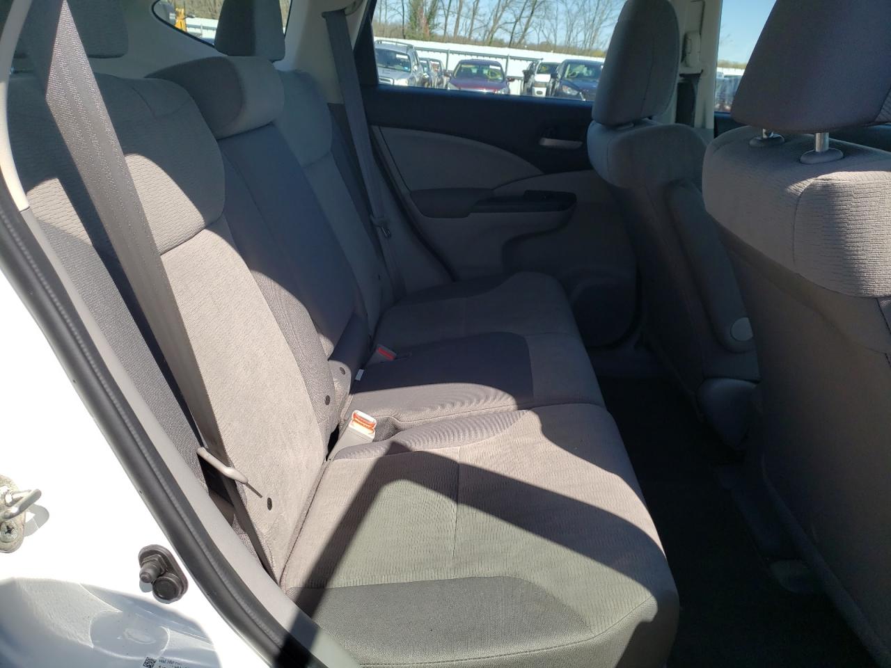 Photo 6 from auction – 2013 HONDA CR-V LX with VIN 5J6RM4H33DL015172