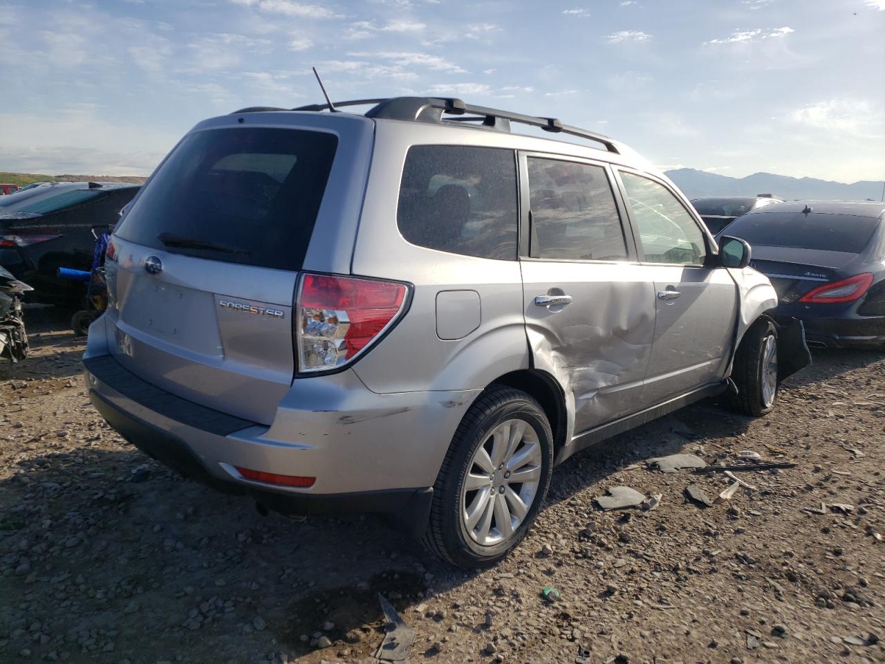 Photo 4 from auction – 2012 SUBARU FORESTER 2 with VIN JF2SHBDC9CH429386