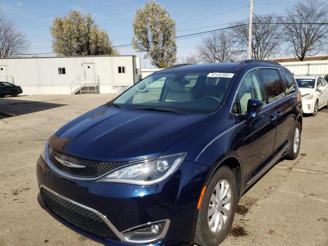 Photo 2 from auction – 2017 CHRYSLER PACIFICA T with VIN 2C4RC1BG1HR788867