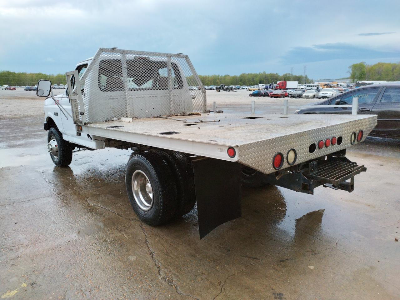 Photo 3 from auction – 1994 FORD F350 with VIN 1FDKF38M2RNB17123