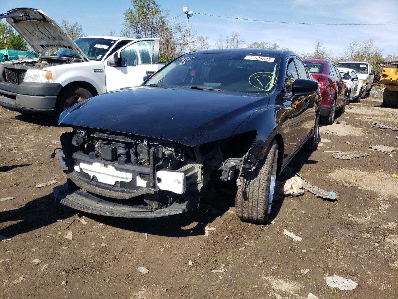 Photo 2 from auction – 2018 MAZDA 6 TOURING with VIN JM1GL1VM8J1311923