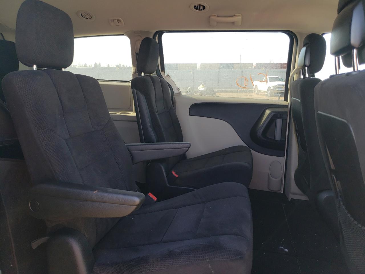 Photo 6 from auction – 2013 DODGE GRAND CARA with VIN 2C4RDGBG7DR670770