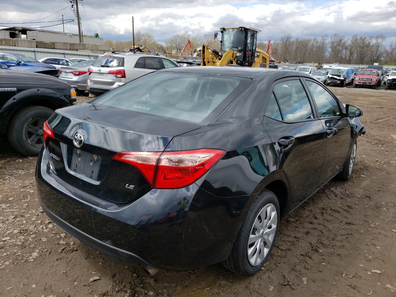 Photo 4 from auction – 2018 TOYOTA COROLLA L with VIN 2T1BURHE3JC086994