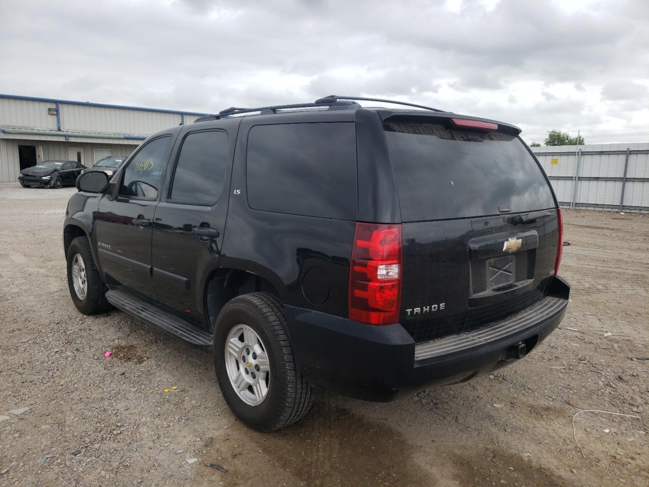 Photo 3 from auction – 2007 CHEVROLET TAHOE C150 with VIN 1GNFC13007R412418