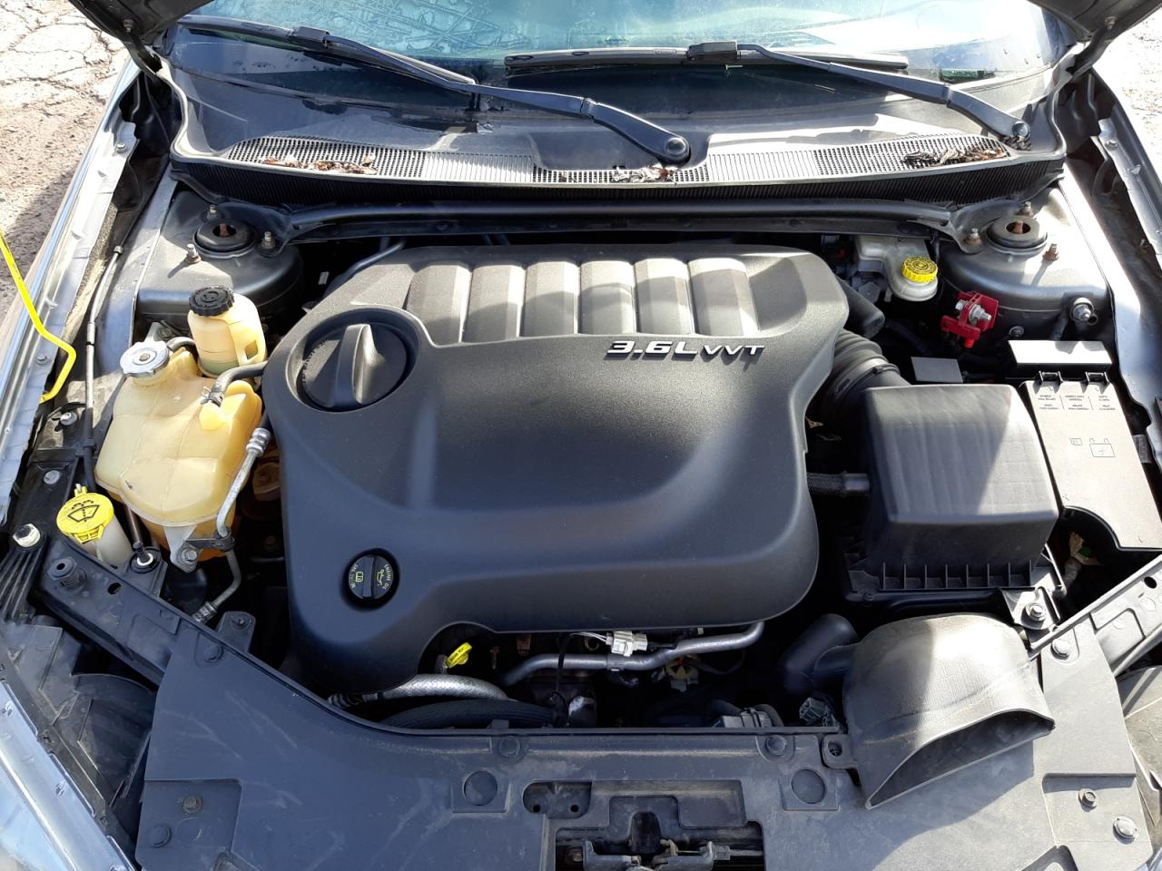 Photo 7 from auction – 2011 CHRYSLER 200 S with VIN 1C3BC8FG5BN577720