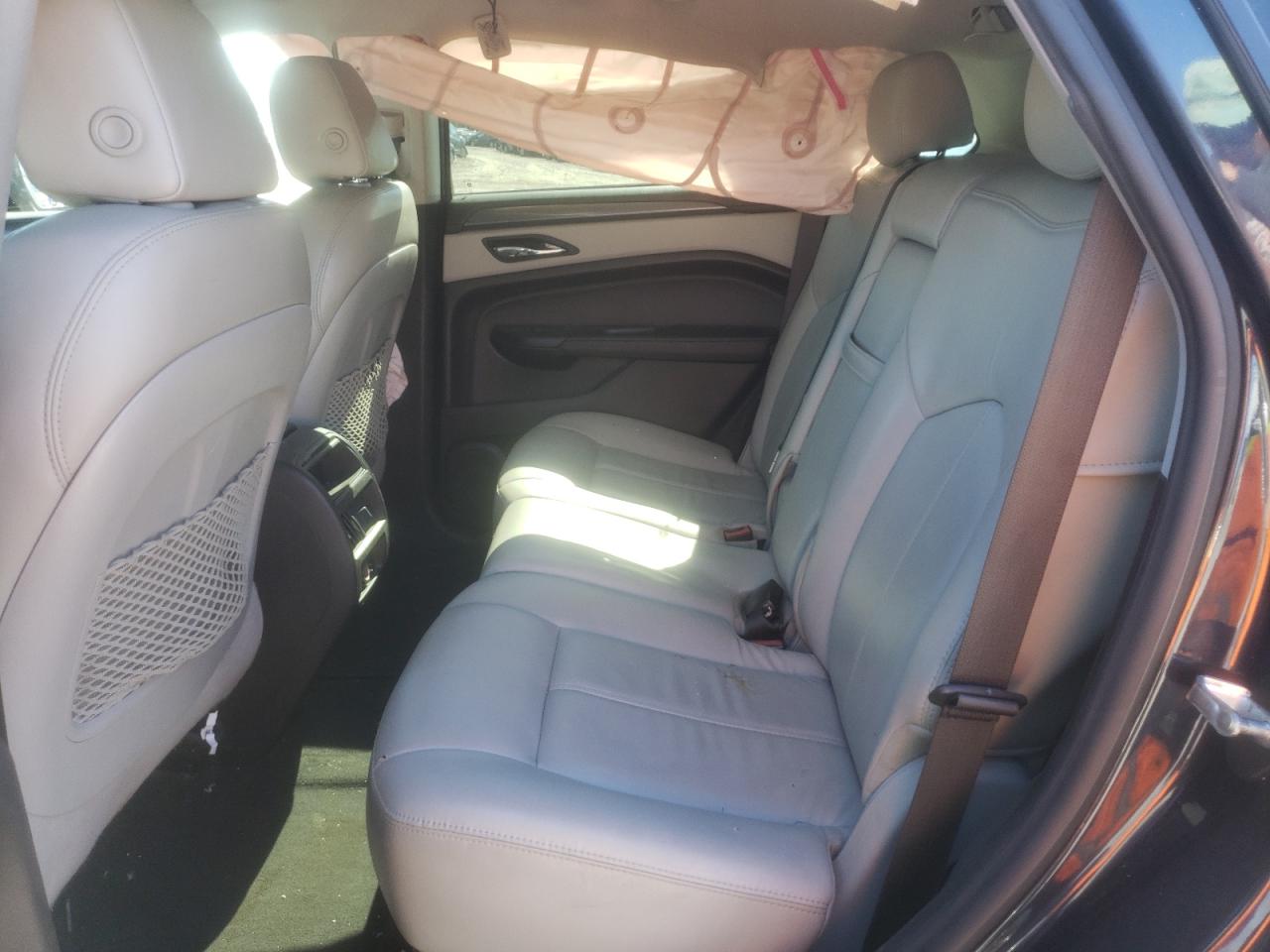 Foto 6 de la subasta – 2015 CADILLAC SRX con VIN 3GYFNAE37FS571680