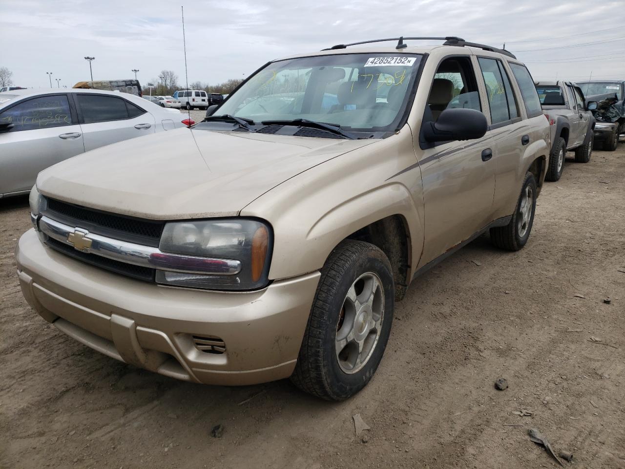 Photo 2 from auction – 2007 CHEVROLET TRAILBLAZE with VIN 1GNDT13S072173051