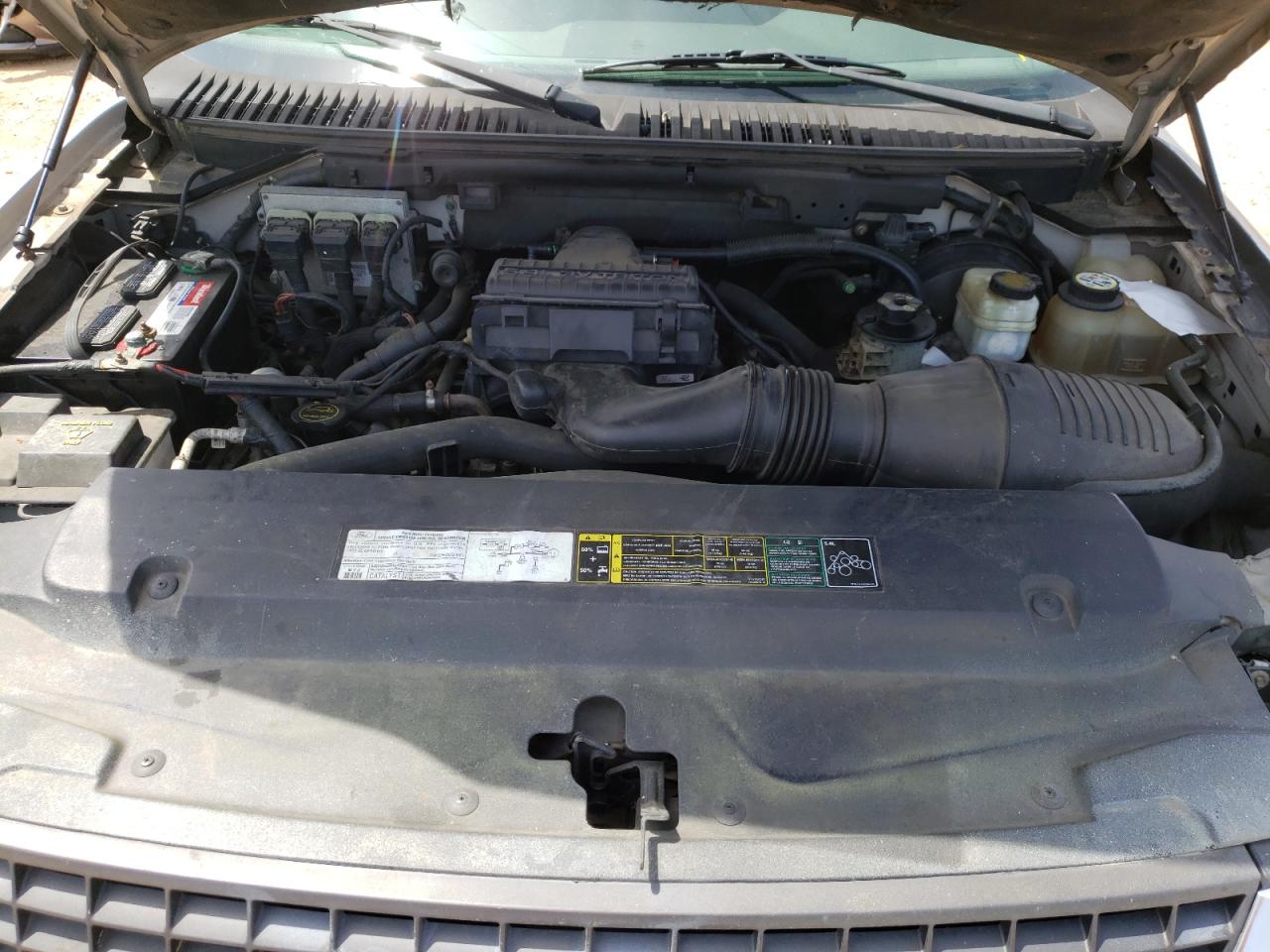 Photo 7 from auction – 2005 FORD EXPEDITION with VIN 1FMPU16585LA53557