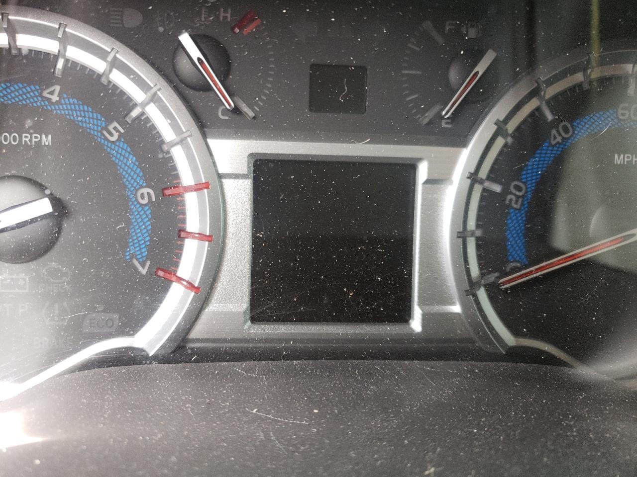 Photo 8 from auction – 2014 TOYOTA 4RUNNER SR with VIN JTEZU5JR4E5078986