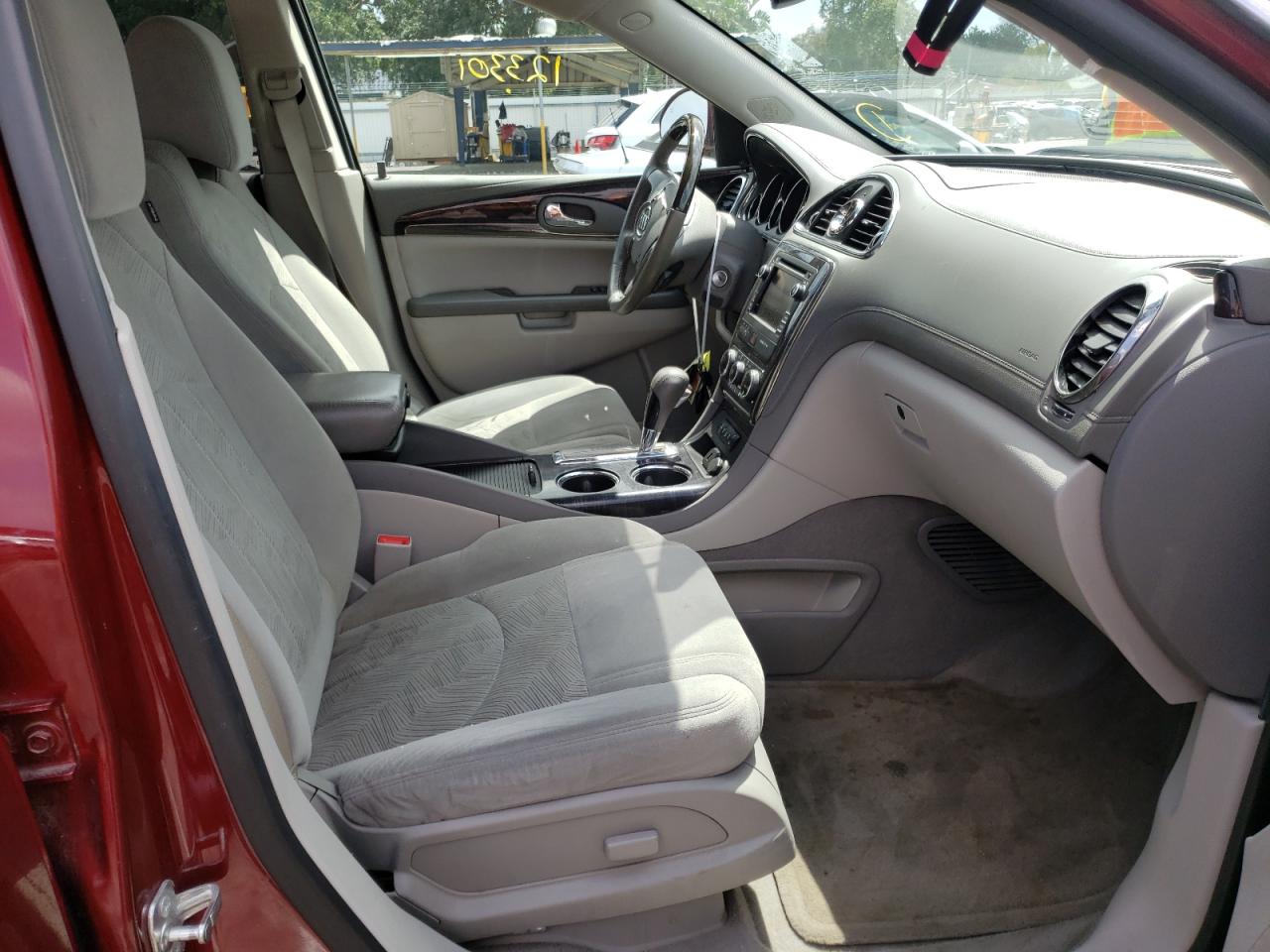 Photo 5 from auction – 2016 BUICK ENCLAVE with VIN 5GAKRAKDXGJ343473