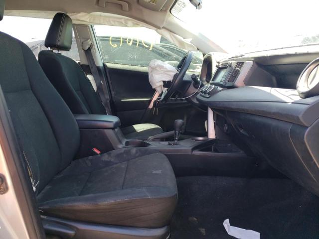 Photo 5 from auction – 2015 TOYOTA RAV4 LE with VIN JTMZFREV3FJ040719