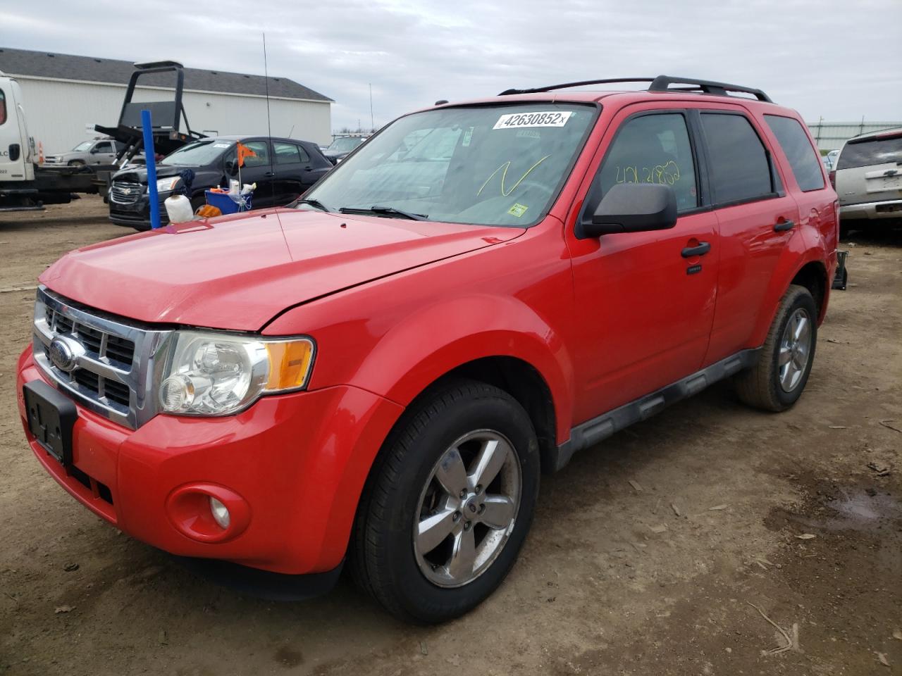 Photo 2 from auction – 2009 FORD ESCAPE XLT with VIN 1FMCU93G89KB07020