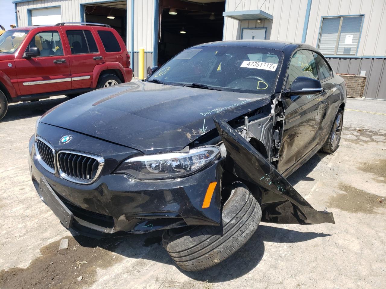 Photo 2 from auction – 2014 BMW 228 I with VIN WBA1F5C51EVW98049