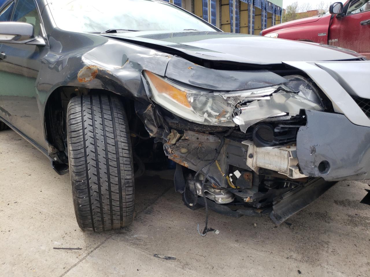 Photo 9 from auction – 2011 ACURA TL with VIN 19UUA8F21BA004210