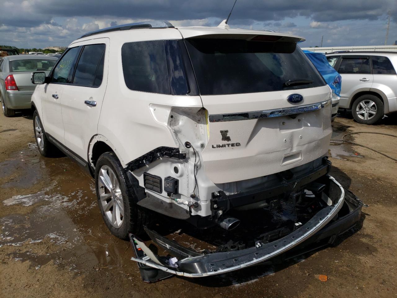 Photo 3 from auction – 2019 FORD EXPLORER L with VIN 1FM5K7F85KGA75742