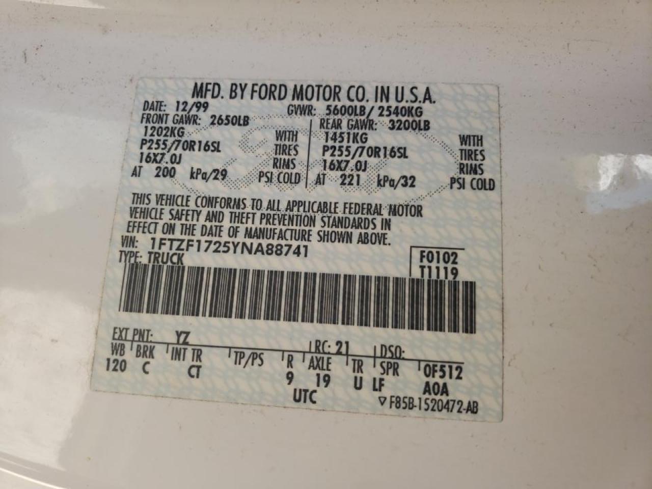 Photo 10 from auction – 2000 FORD F150 with VIN 1FTZF1725YNA88741