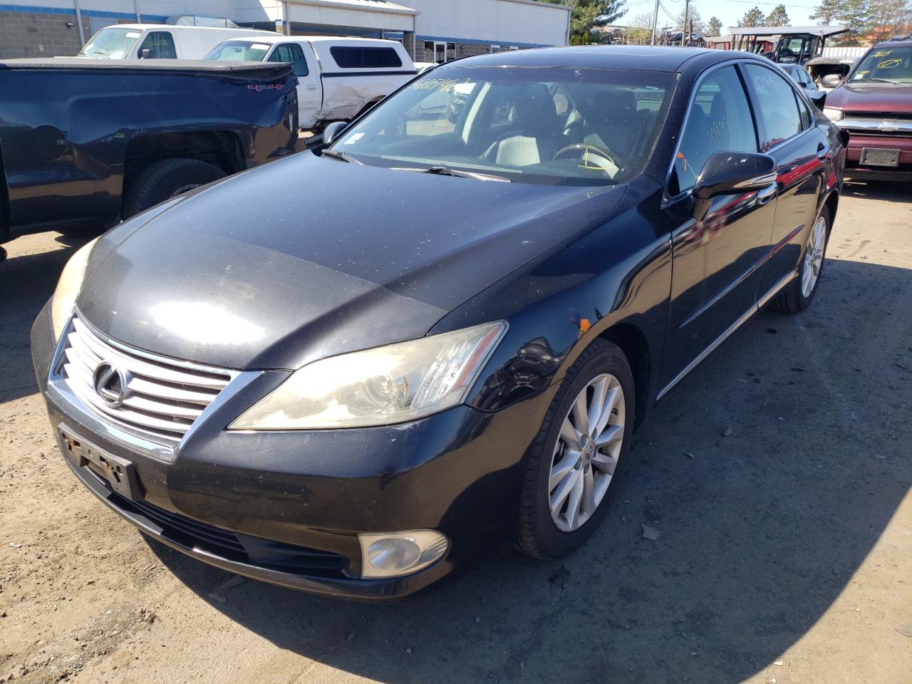 Photo 2 from auction – 2011 LEXUS ES 350 with VIN JTHBK1EG8B2445994