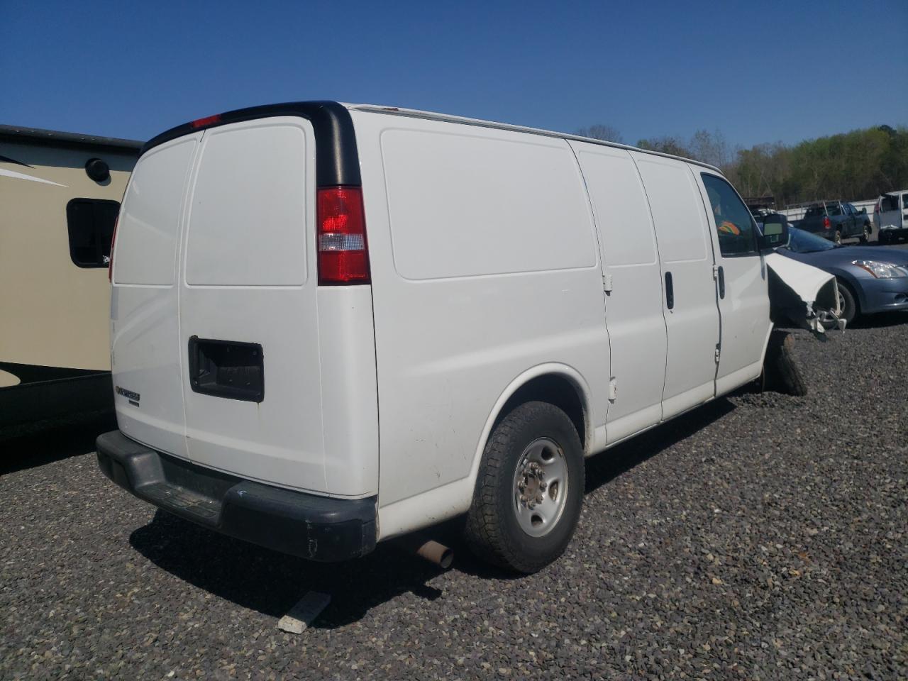 Photo 4 from auction – 2016 CHEVROLET EXPRESS G2 with VIN 1GCWGAFF2G1202902