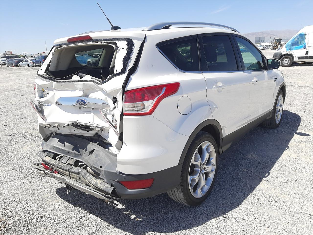 Photo 4 from auction – 2016 FORD ESCAPE TIT with VIN 1FMCU0J9XGUA99178