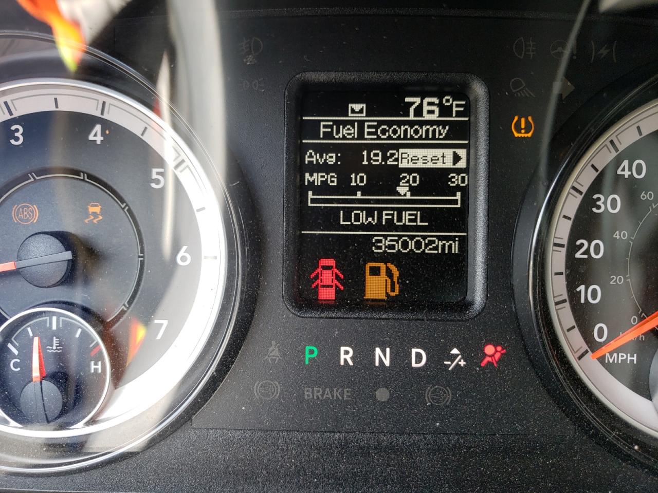 Photo 8 from auction – 2018 RAM 1500 ST with VIN 1C6RR6FG3JS229709