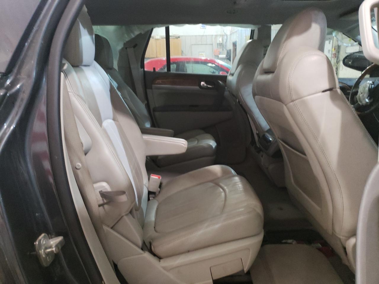 Photo 6 from auction – 2011 BUICK ENCLAVE CX with VIN 5GAKRCED1BJ113336