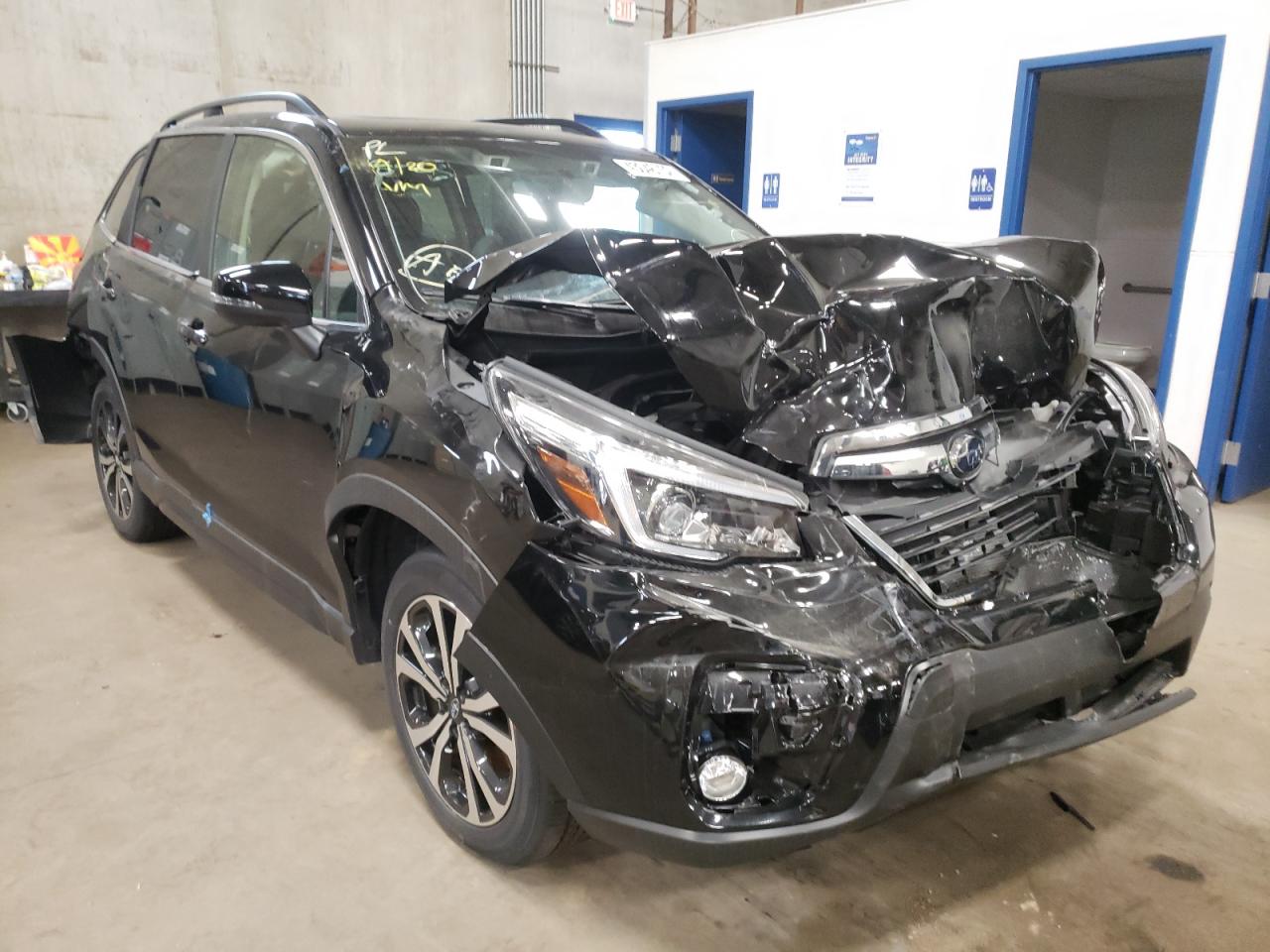 Photo 1 from auction – 2020 SUBARU FORESTER L with VIN JF2SKASC8LH566169