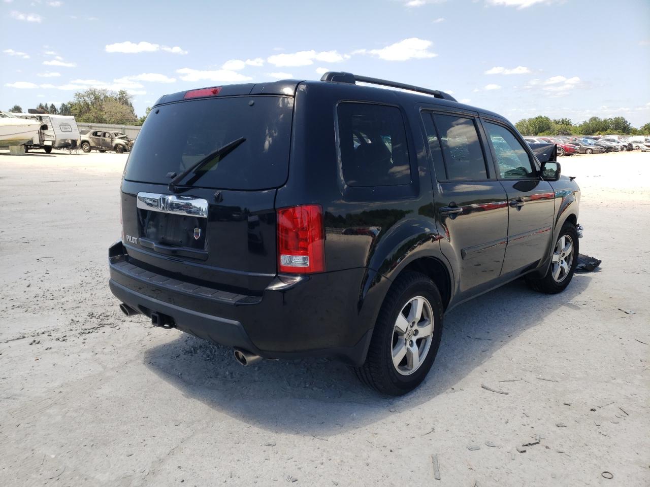 Photo 4 from auction – 2011 HONDA PILOT EXL with VIN 5FNYF3H69BB058107