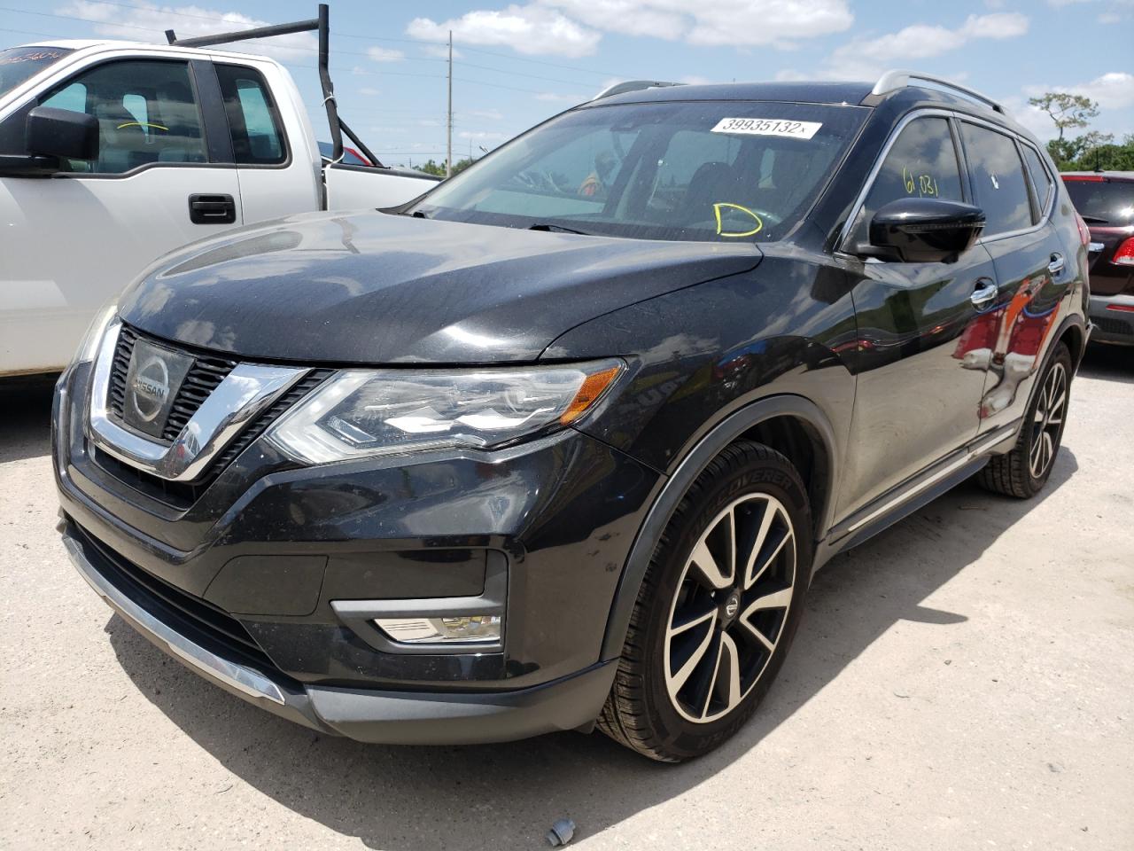 Photo 2 from auction – 2017 NISSAN ROGUE S with VIN 5N1AT2MT4HC751426