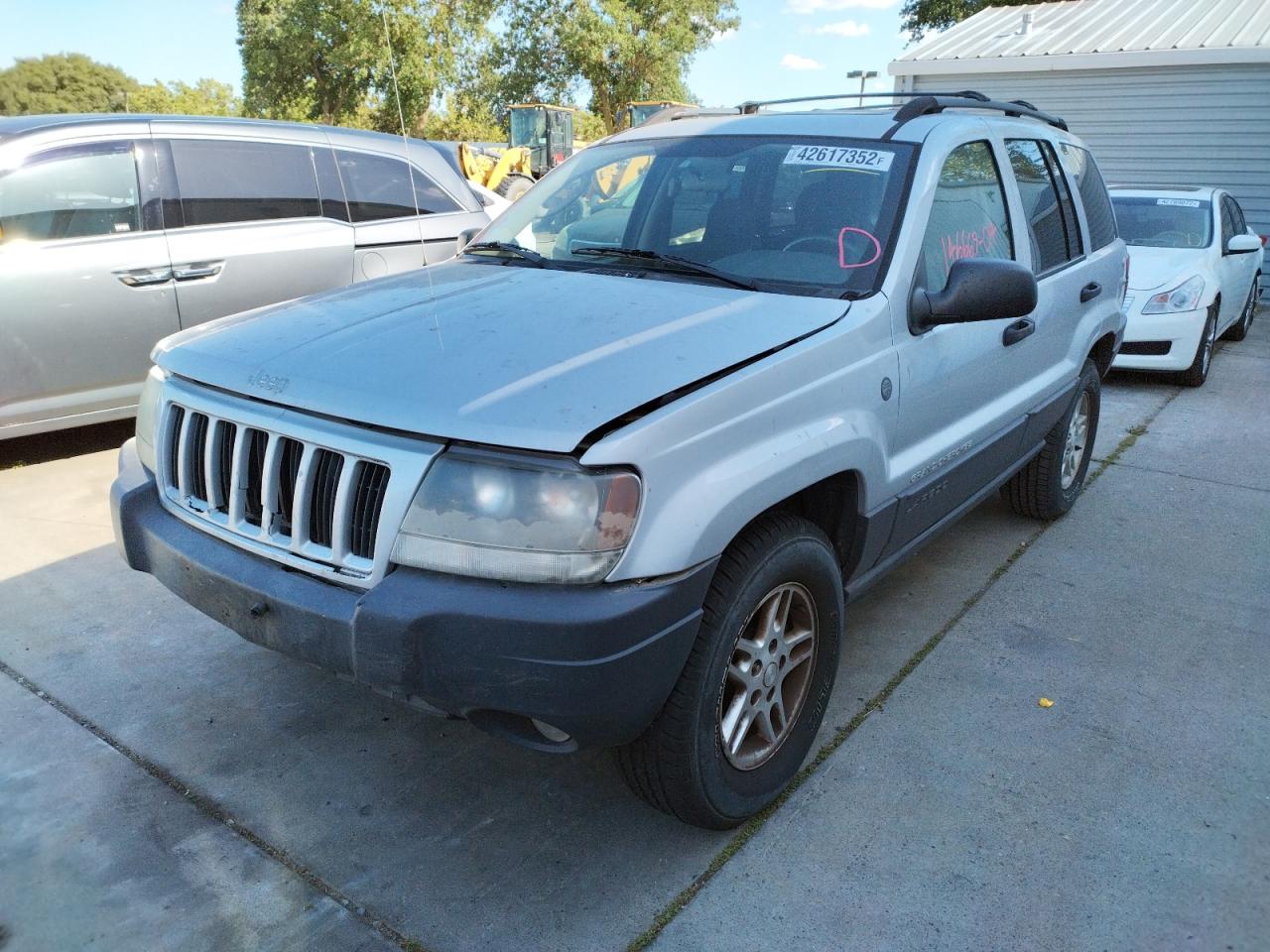 Photo 2 from auction – 2004 JEEP GRAND CHER with VIN 1J4GW48N84C426523