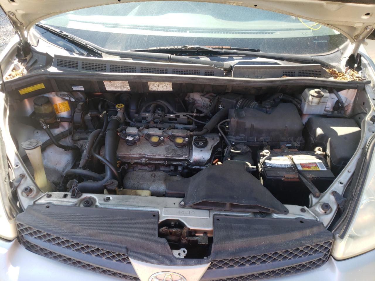 Photo 7 from auction – 2004 TOYOTA SIENNA CE with VIN 5TDZA23C44S001483