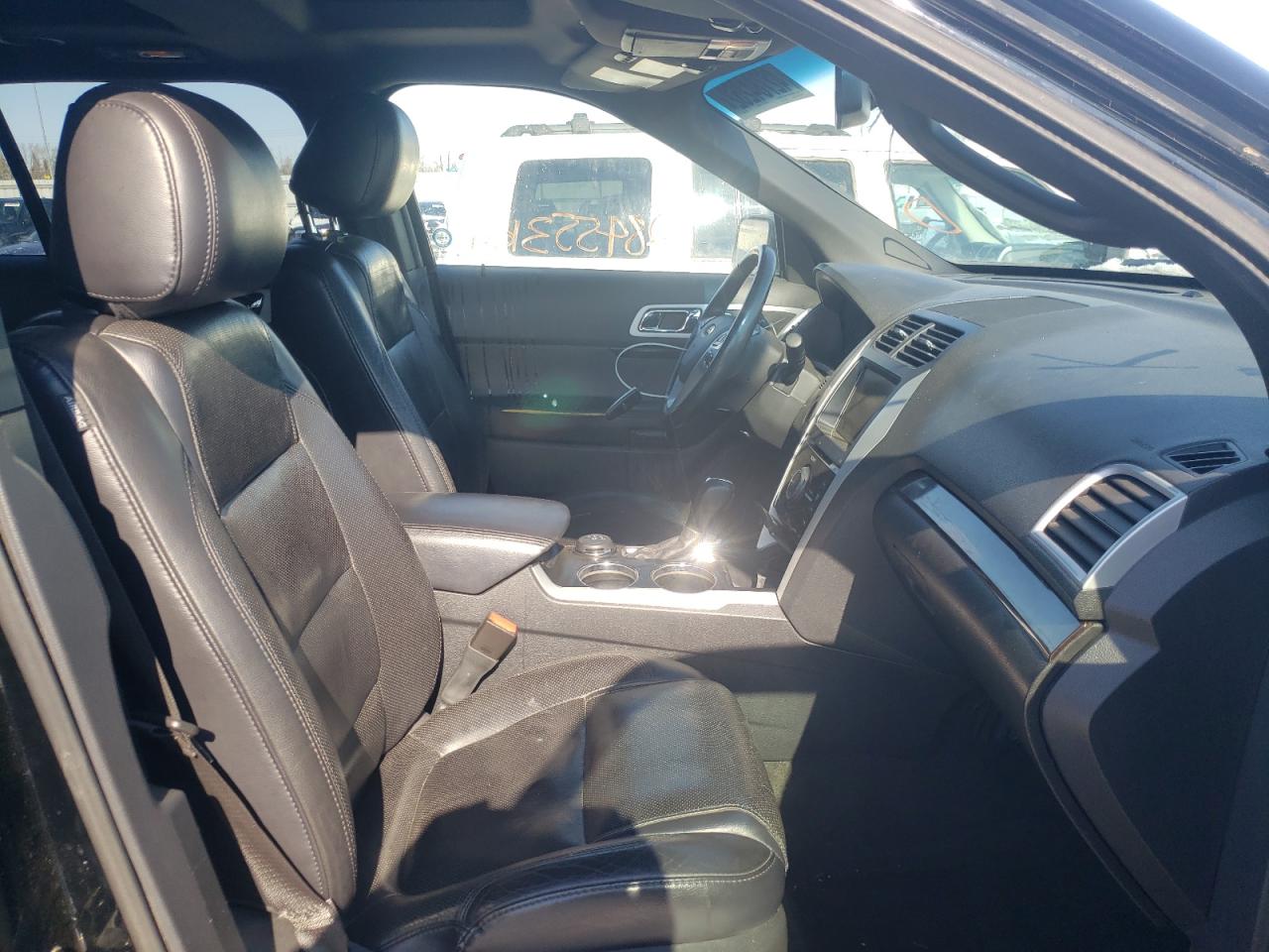 Photo 5 from auction – 2012 FORD EXPLORER L with VIN 1FMHK8F88CGA14034