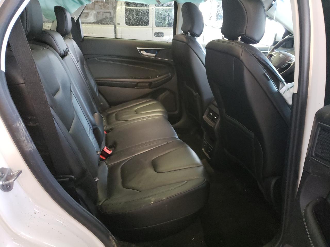 Photo 6 from auction – 2019 FORD EDGE TITAN with VIN 2FMPK4K97KBB91683