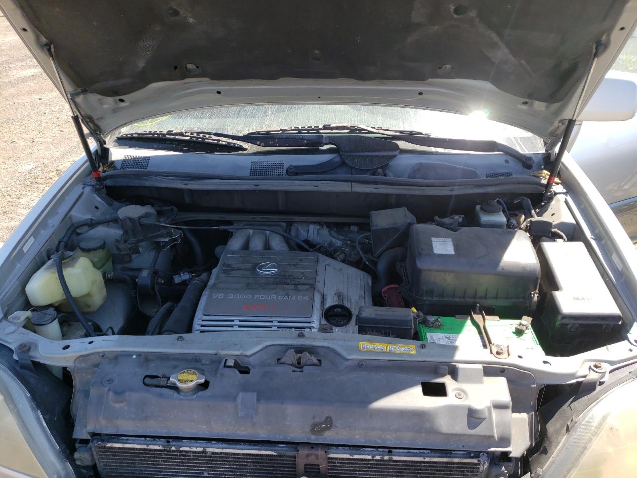 Photo 7 from auction – 2000 LEXUS RX 300 with VIN JT6GF10U9Y0055524