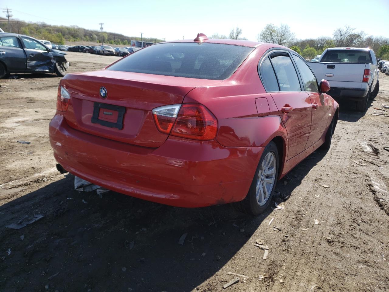 Photo 4 from auction – 2006 BMW 325 I with VIN WBAVB13526PT21211