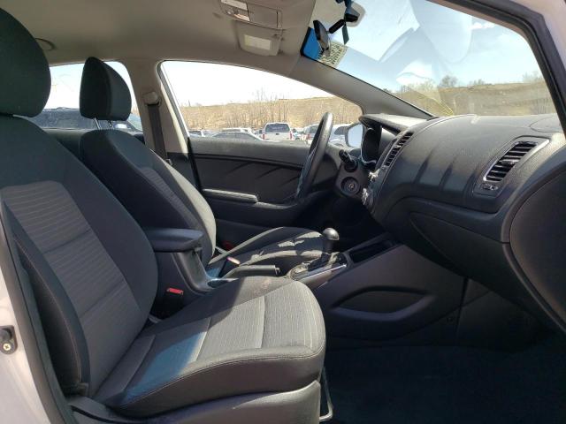 Photo 5 from auction – 2018 KIA FORTE LX with VIN 3KPFL4A75JE166172