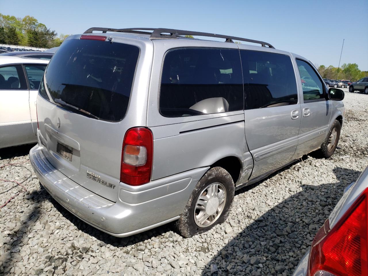 Photo 9 from auction – 2003 CHEVROLET VENTURE LU with VIN 1GNDX13E73D122045