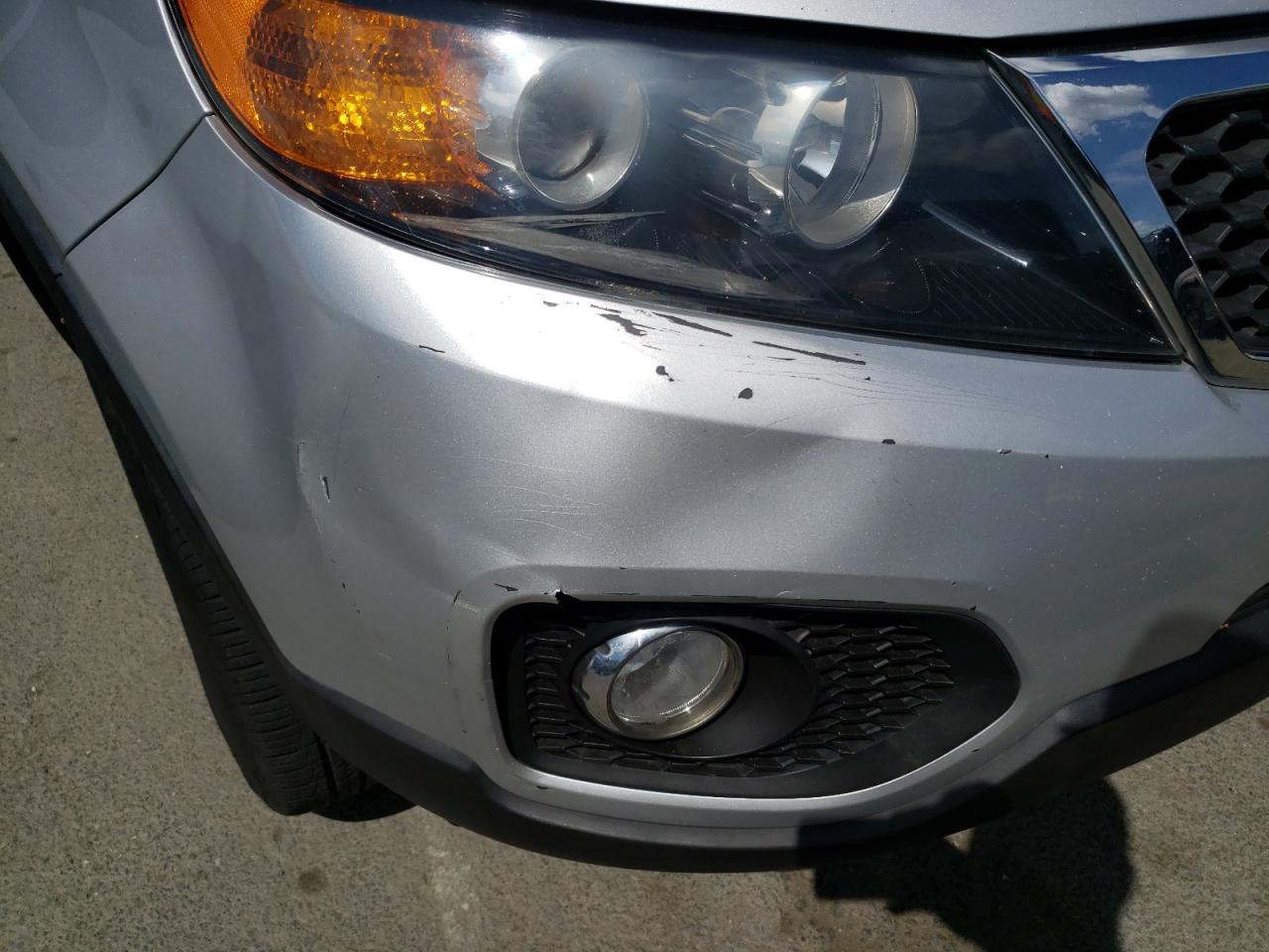 Photo 9 from auction – 2013 KIA SORENTO LX with VIN 5XYKT3A63DG323995