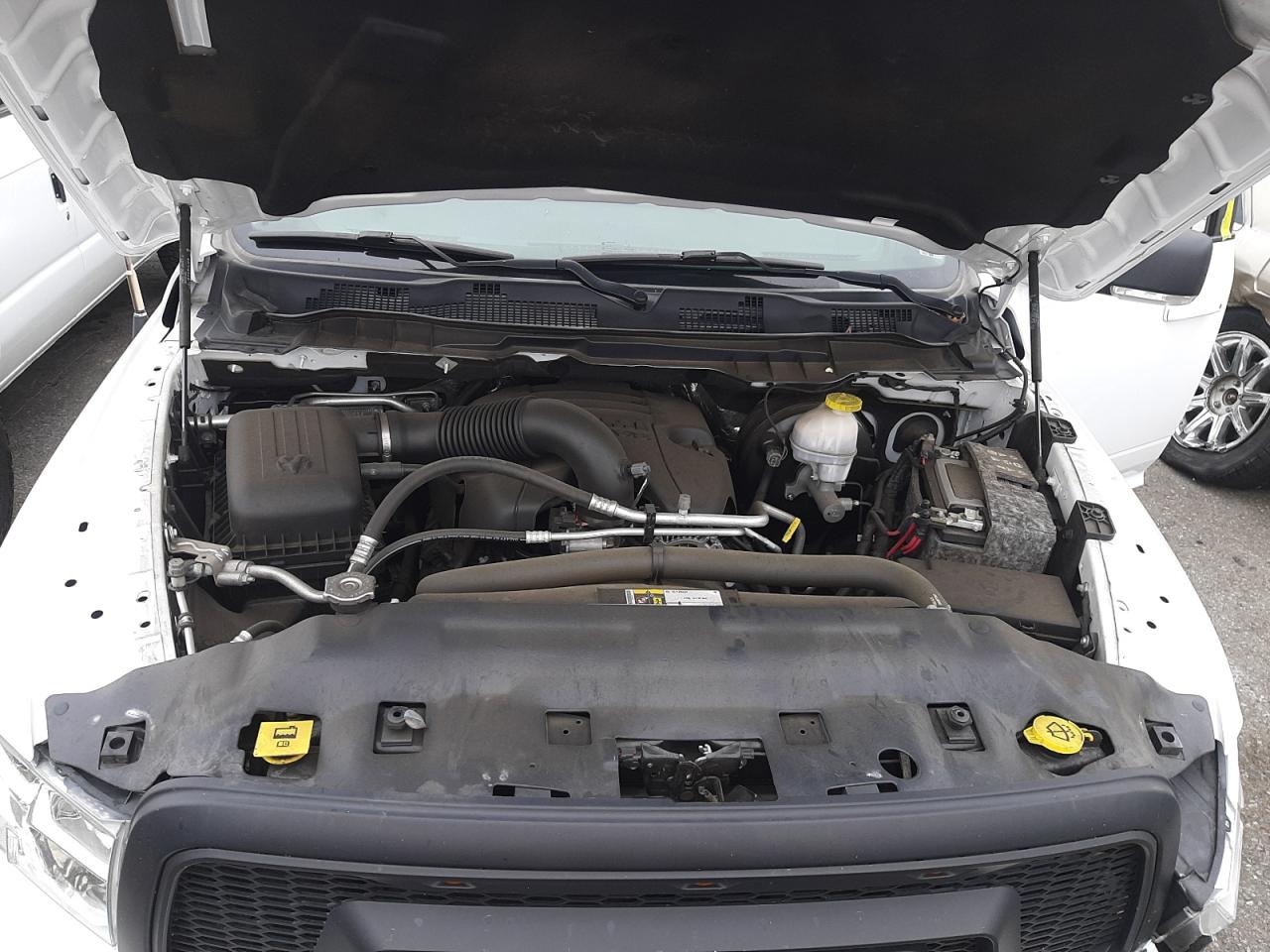 Photo 7 from auction – 2019 RAM 1500 CLASS with VIN 1C6RR6TT3KS732899